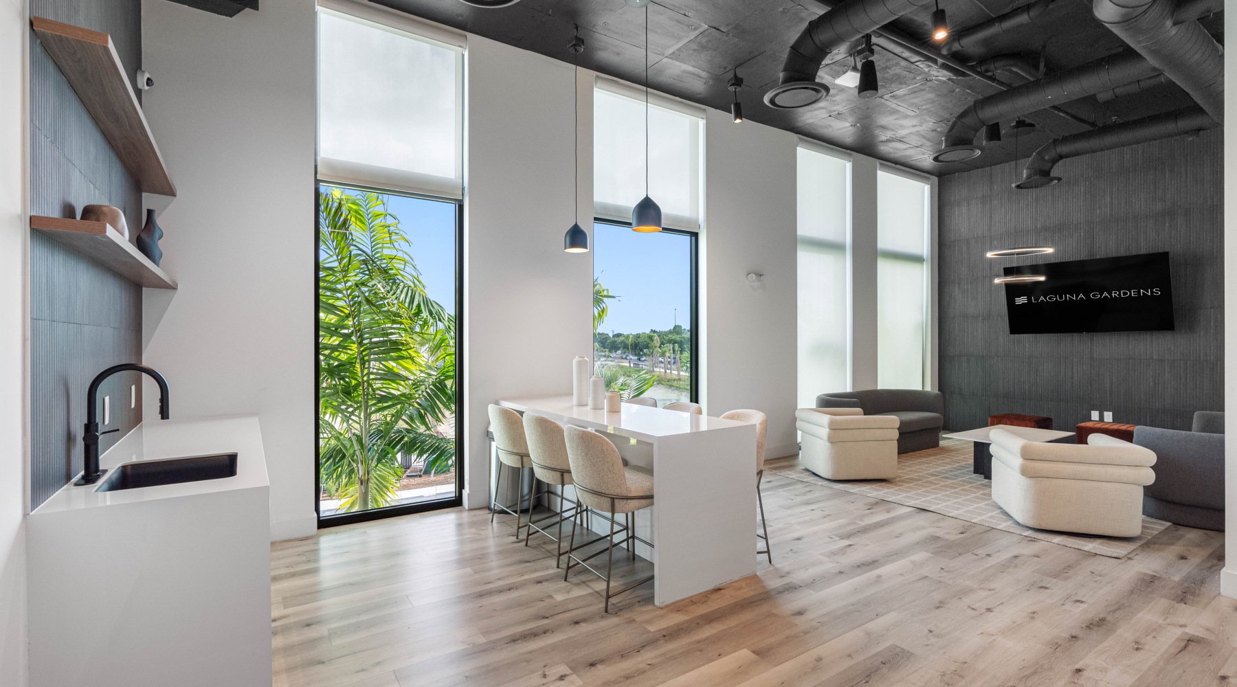 Miami Gardens apartments for rent | Laguna Gardens